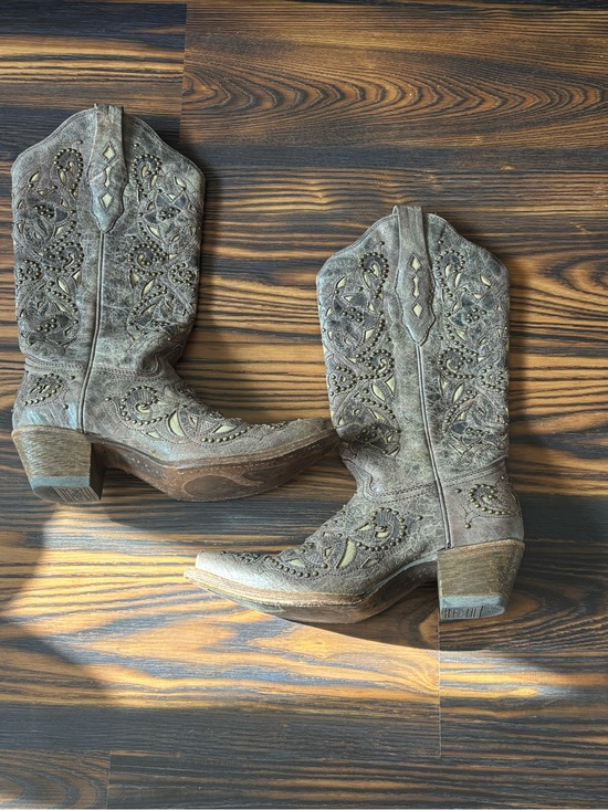 Corral Boots Shoes - Corral Vintage Western embellished Boots